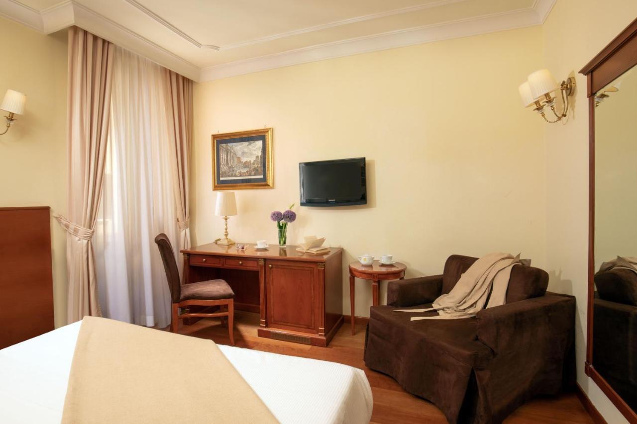 Hotel Homs Rome Bagian luar foto