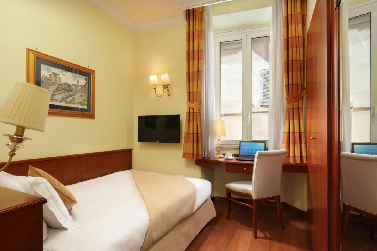 Hotel Homs Rome Bagian luar foto