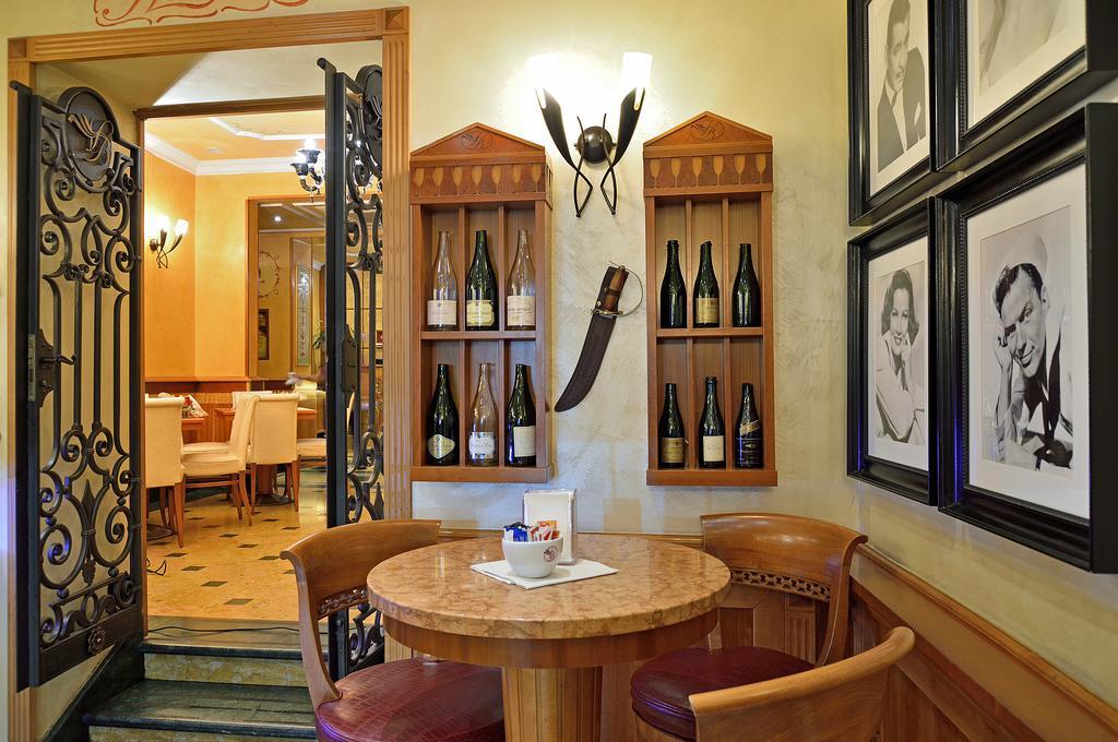 Hotel Homs Rome Bagian luar foto