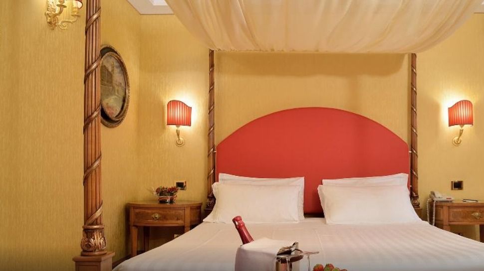 Hotel Homs Rome Bagian luar foto