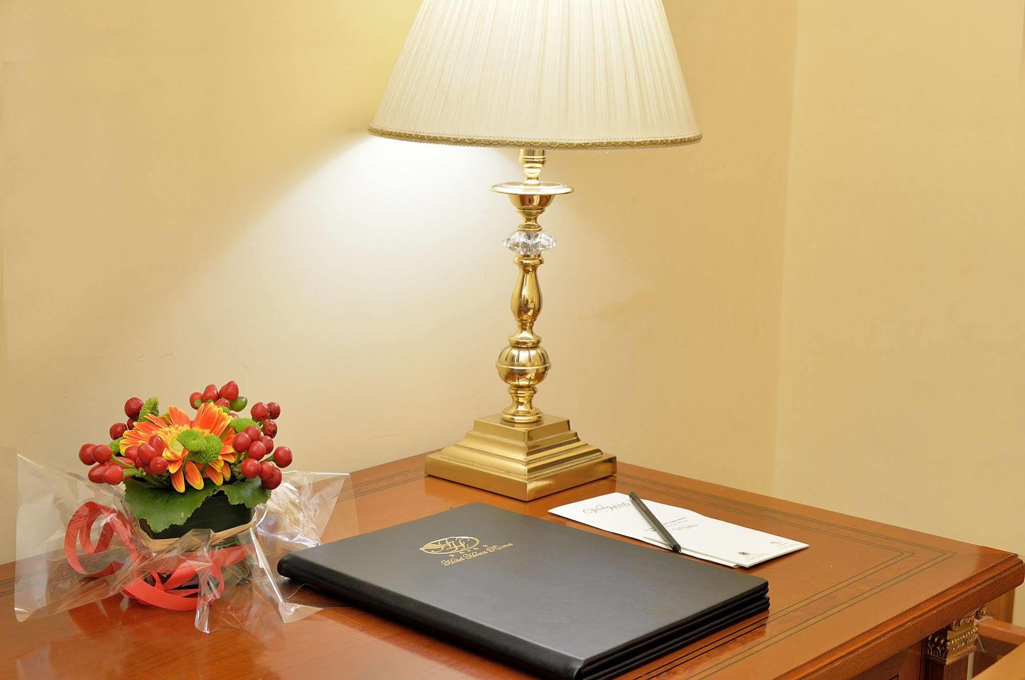 Hotel Homs Rome Bagian luar foto