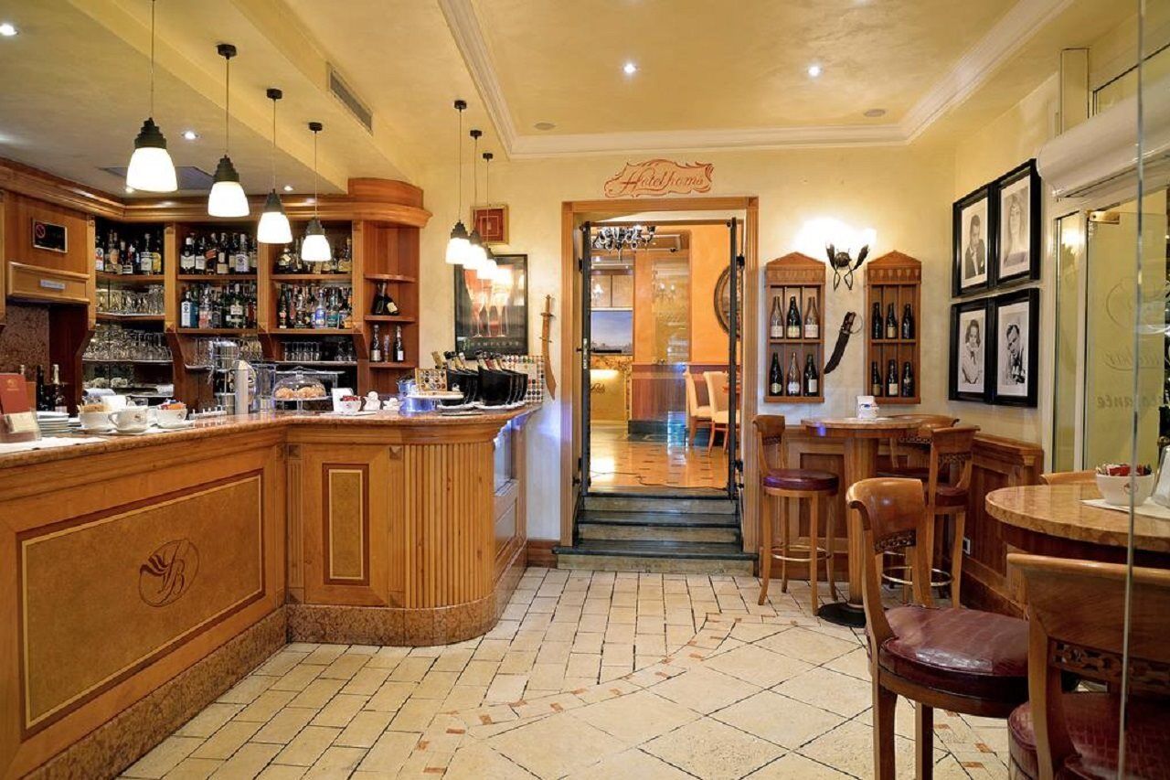 Hotel Homs Rome Bagian luar foto